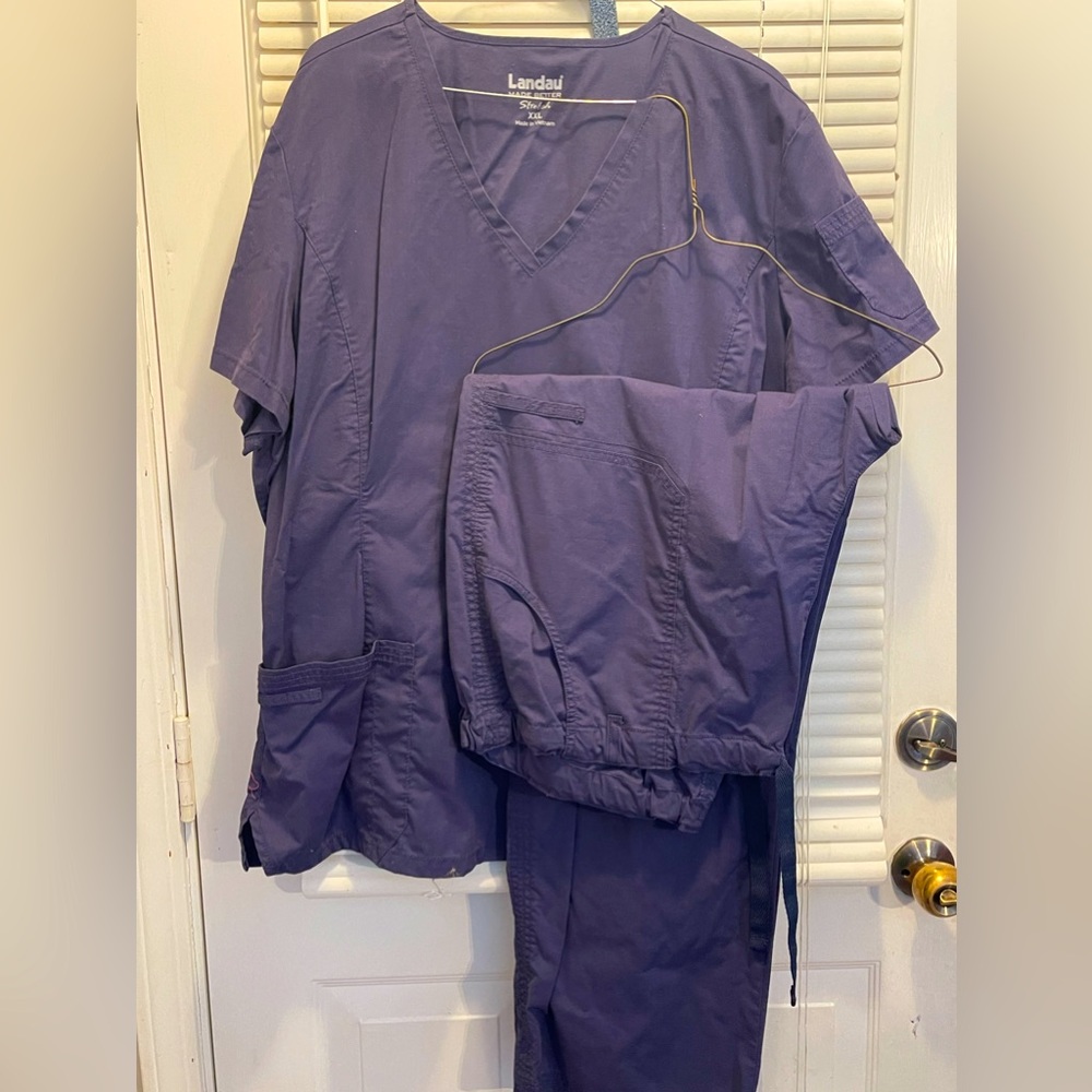 2X•  navy •Landau Scrub Set!